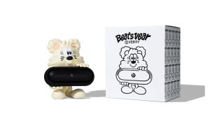 Verdy Beats Pill Stand